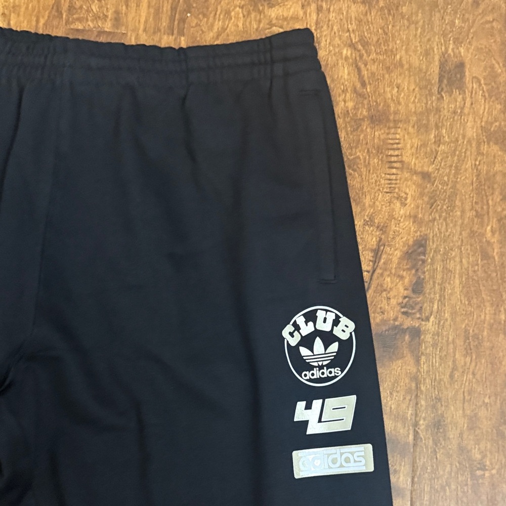 Adidas Club Black Graphic Logo Sweatpants Size L - Picture 6 of 16